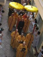 chuaAnQuang2b.JPG (6464 bytes)